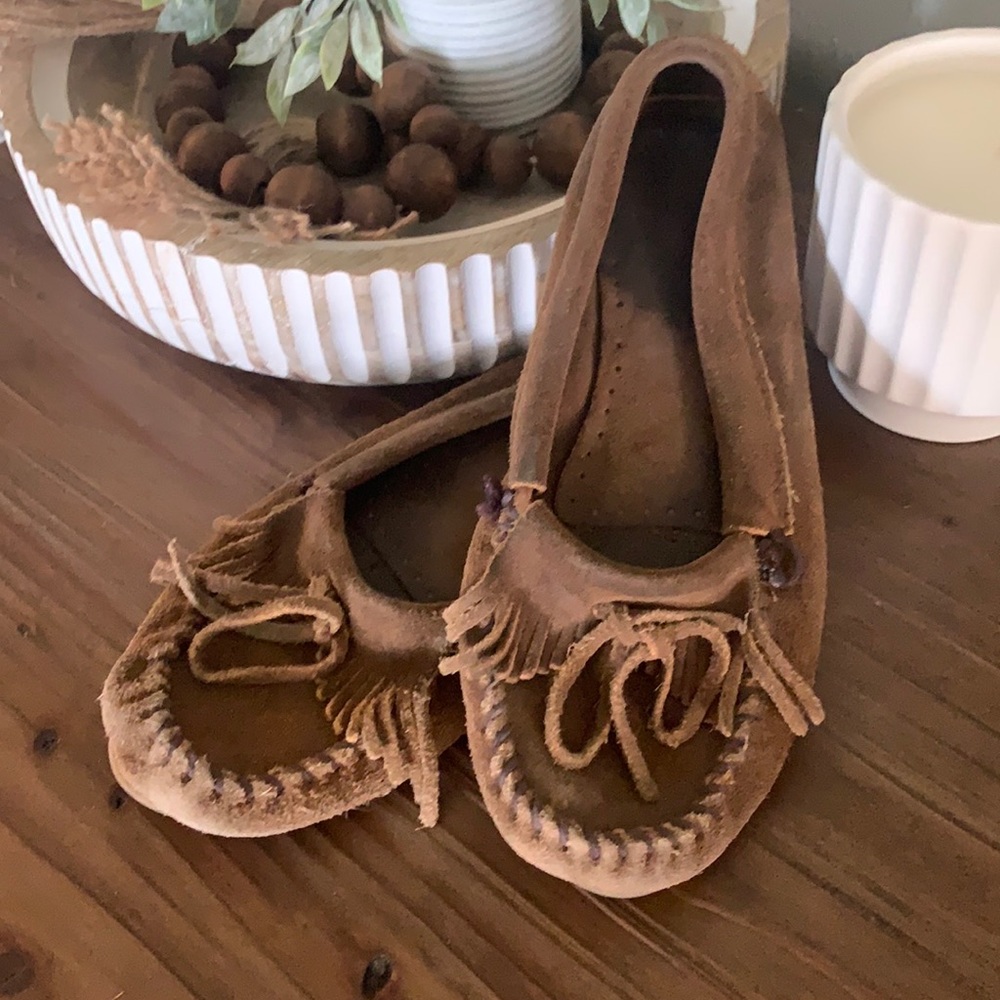 Minnetonka brown moccasin